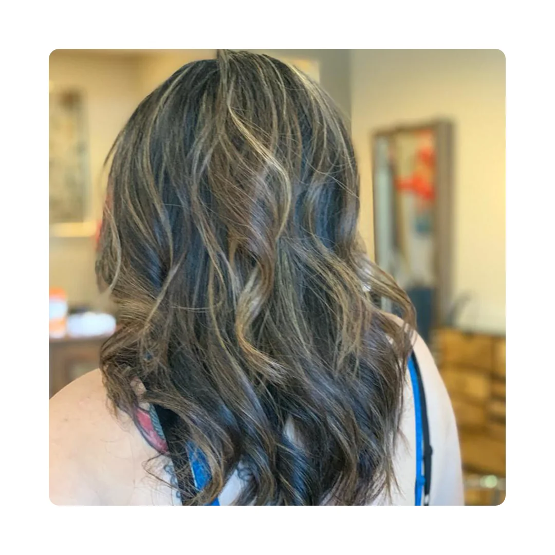 Smoky dimensional highlighted hair