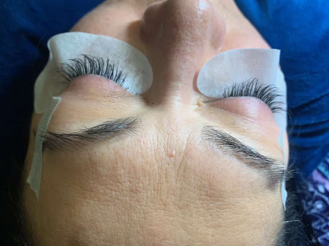 Eyelash extension detail